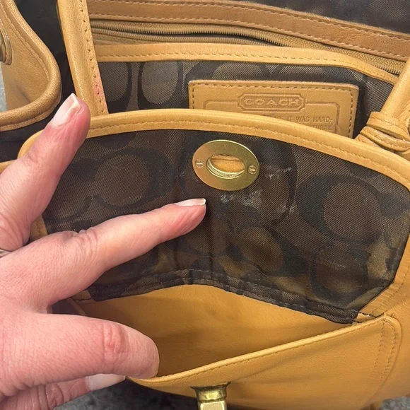 Vintage Coach Penelope Paper Bag - Picture 7 of 15